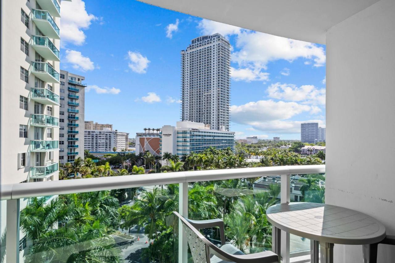 The Tides 1 Bedroom Apt 8Th Floor We Are On The Beach Hollywood Exterior photo